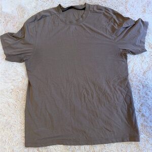 lululemon athletica Men's Crew T-Shirt in Taupe Brown